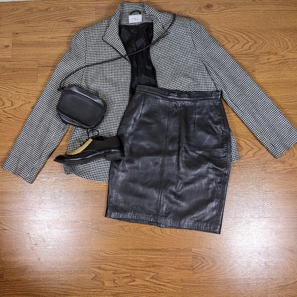 Michael Hoban Dresses & Skirts - MICHAEL HOBAN Lambskin Leather Knee Length Skirt